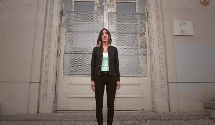 Pros and Cons of Socialism Pros and Cons of Socialism